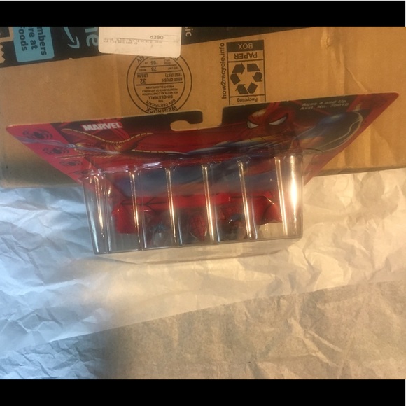 New Toybiz Web Splasher Spiderman Action Figure - Picture 5 of 6